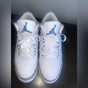 Air Jordan UNC 3